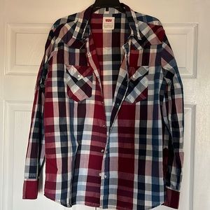 Men’s Levi’s Shirt